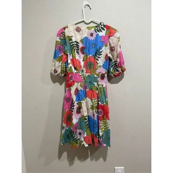 Floral Dress from On 34th NWT Bubble Sleeves to Elbow Hem Hits Above Knees Size - Picture 5 of 5